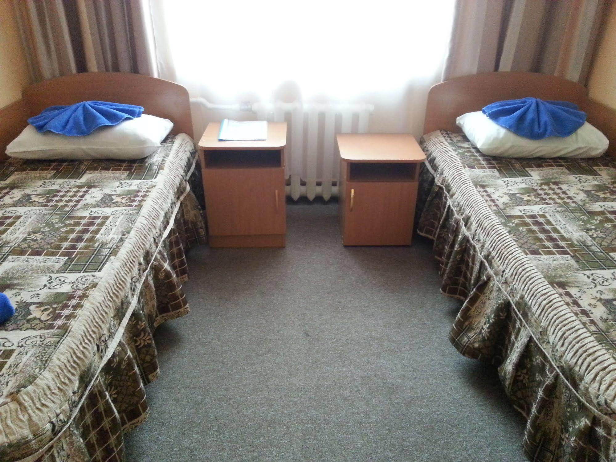 קראסנויארסק Sever Hotel - Hostel מראה חיצוני תמונה